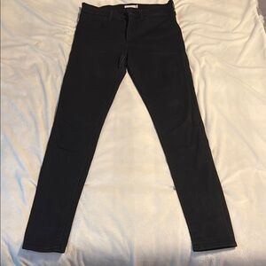 Levi’s High Rise Super Skinny Jeans size 30